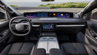 2025 Lincoln Lincoln Navigator Internal Image 2